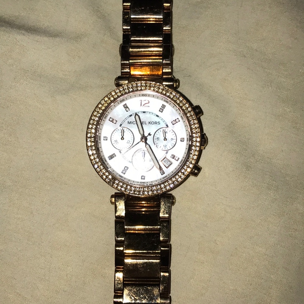 Mk watch!